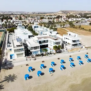 Touch Blue Residences Вилла Ларнака