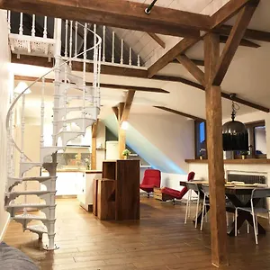 https://bednarska-18-loft-by-homeprime-warsaw.warsawhotelspoland.com