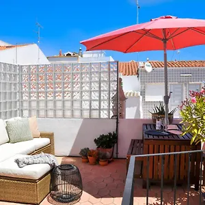 https://lovelystay-casa-salto-charming-townhouse-with-large-terrace.hotelaalgarve.com