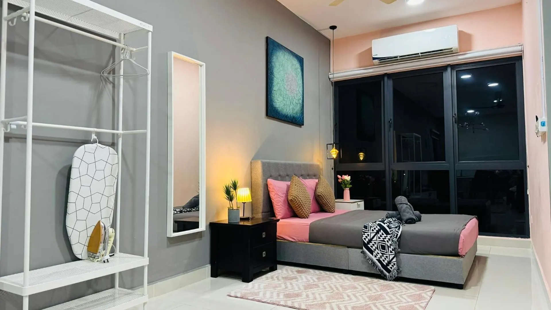 Coresoho Suite By Bkastaycation Kotawarisan Sepang Klia Airport, Free Wifi 0*,
